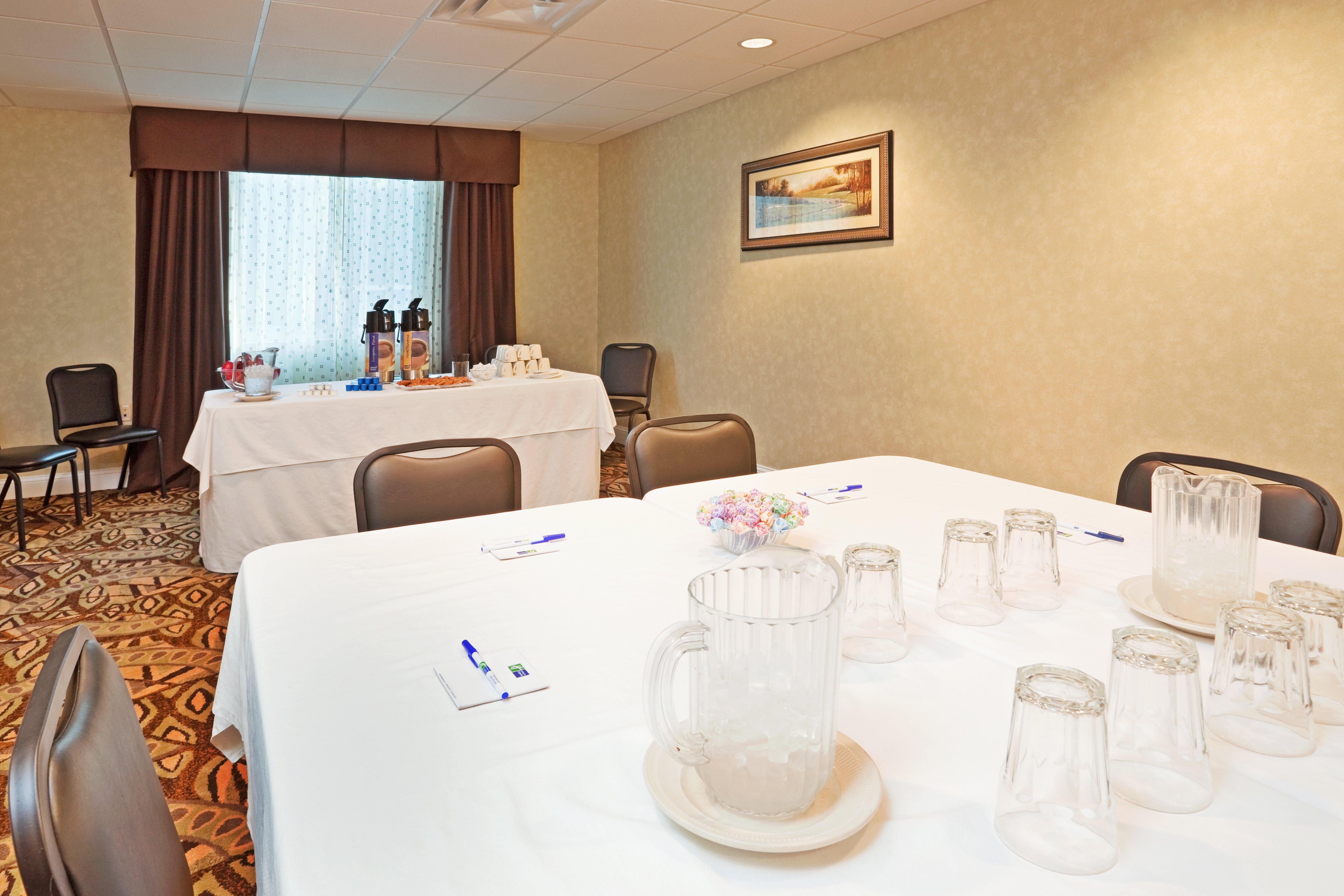 Holiday Inn Express & Suites Southern Pines-Pinehurst Area By Ihg Zewnętrze zdjęcie