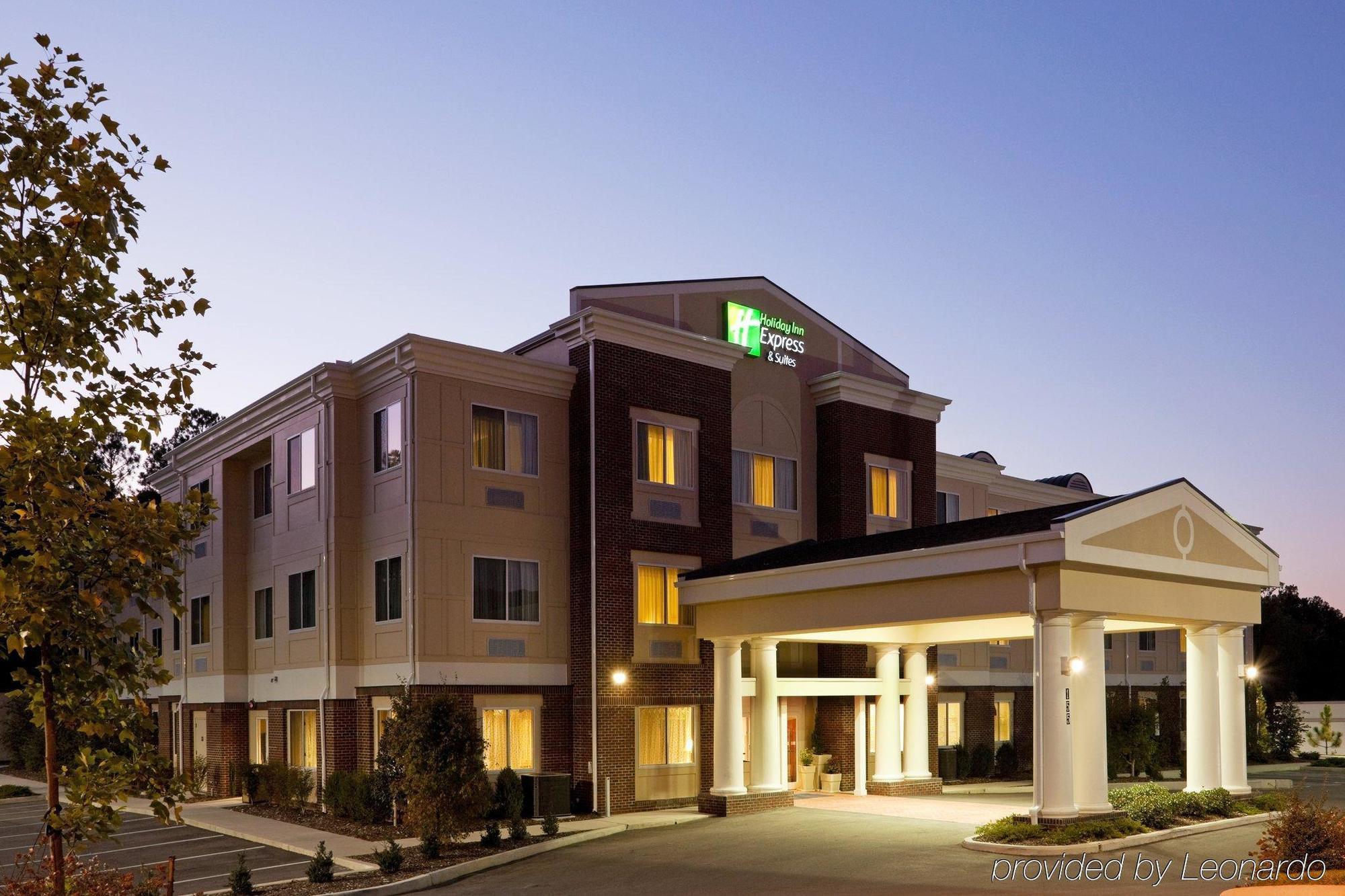 Holiday Inn Express & Suites Southern Pines-Pinehurst Area By Ihg Zewnętrze zdjęcie